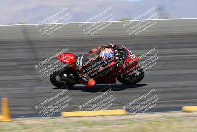media/Apr-05-2024-Apex Assassins-CVMA Friday Practice (Fri) [[ee2ef04f2b]]/3-Racer 2/Session 3 (Bowl Speed Pans)/